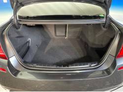 ５シリーズ ５２３ｄ セレブレーションエディションバロンの中古車画像