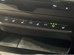 ＵＸ ＵＸ２５０ｈ バージョンＬの中古車画像