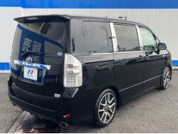 Noaページです。 TOYOTA | NOAH | 70系 (前期) | Billet Type Shift Knob | ルナ