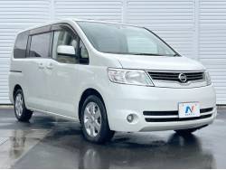 セレナ ２０Ｇの中古車画像