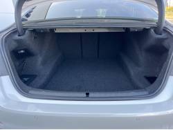 ５シリーズ ５２３ｄ ラグジュアリーの中古車画像