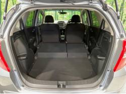 フィット Ｘの中古車画像