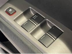 フィット Ｘの中古車画像