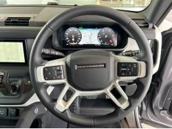 ディフェンダー ９０Ｘ－ダイナミックＳＥ Ｄ３００ エアサスペンション装着車の中古車画像