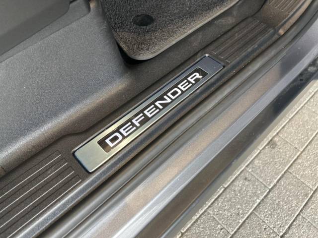 ランドローバー ディフェンダー ９０Ｘ－ダイナミックＳＥ Ｄ３００ エアサスペンション装着車 460Km 839.9万円(愛知県)[687]の中古車詳細