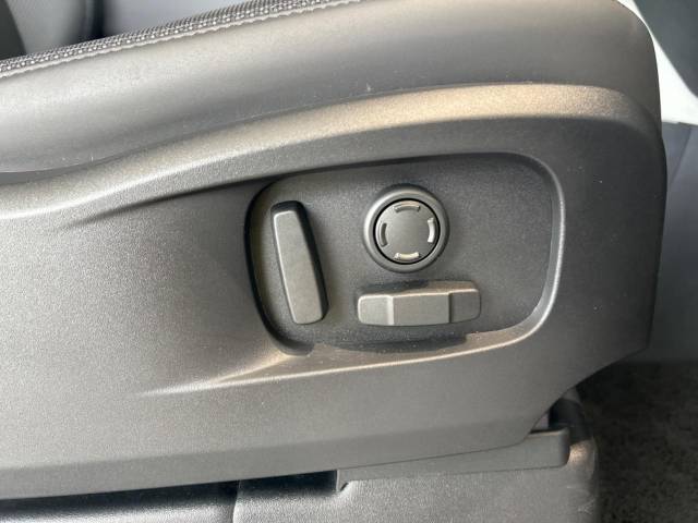 ランドローバー ディフェンダー ９０Ｘ－ダイナミックＳＥ Ｄ３００ エアサスペンション装着車 460Km 839.9万円(愛知県)[687]の中古車詳細