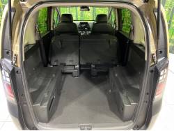 フリード クロスターの中古車画像