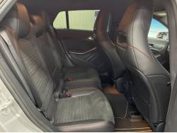 ＣＬＡクラス シューティングブレーク ＣＬＡ１８０ シューティングブレーク スポーツの中古車画像