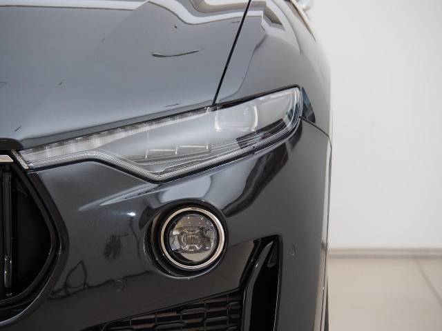 マセラティ レヴァンテ モデナＳ 2.1万Km 1,098.9万円(東京都)[873]の中古車詳細