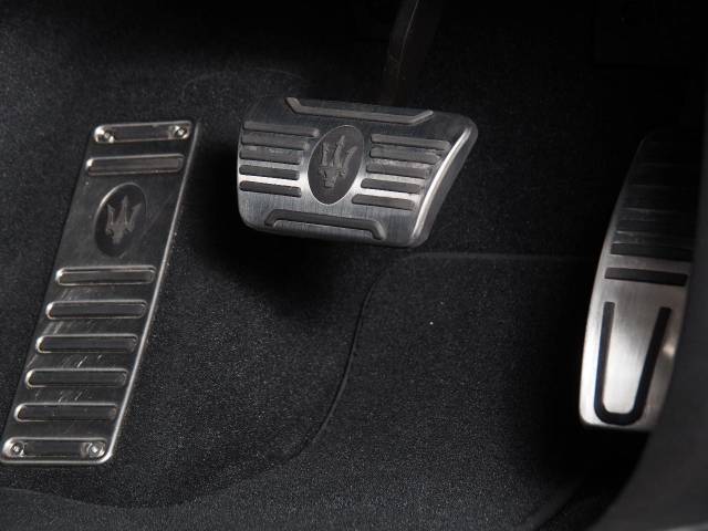 マセラティ レヴァンテ モデナＳ 2.1万Km 1,098.9万円(東京都)[873]の中古車詳細