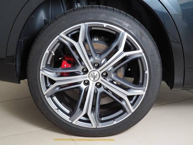 マセラティ レヴァンテ モデナＳ 2.1万Km 1,098.9万円(東京都)[873]の中古車詳細