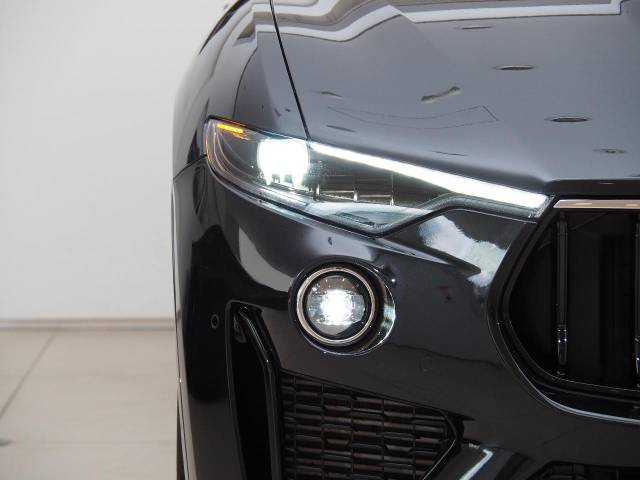 マセラティ レヴァンテ モデナＳ 2.1万Km 1,098.9万円(東京都)[873]の中古車詳細