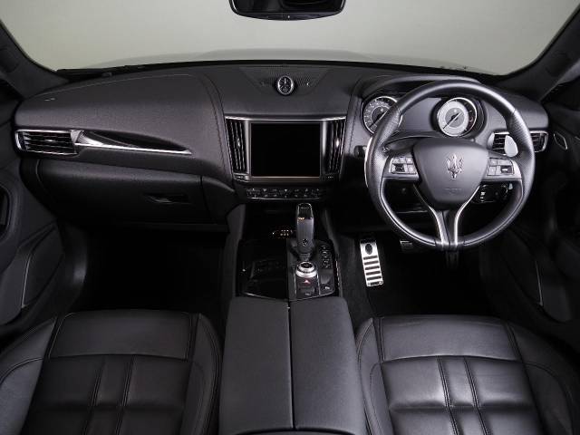 マセラティ レヴァンテ モデナＳ 2.1万Km 1,098.9万円(東京都)[873]の中古車詳細