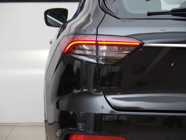 マセラティ レヴァンテ モデナＳ 2.1万Km 1,098.9万円(東京都)[873]の中古車詳細