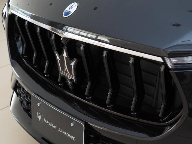 マセラティ レヴァンテ モデナＳ 2.1万Km 1,098.9万円(東京都)[873]の中古車詳細