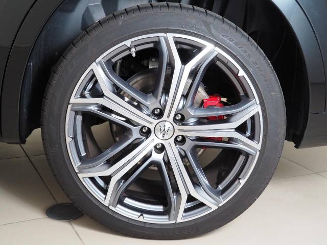 マセラティ レヴァンテ モデナＳ 2.1万Km 1,098.9万円(東京都)[873]の中古車詳細