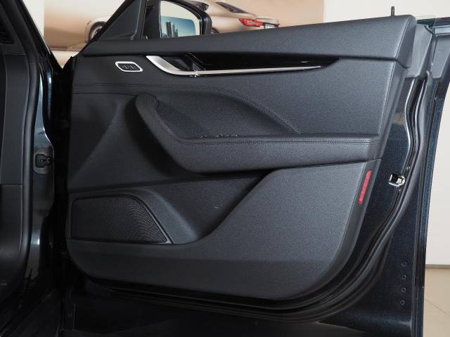 マセラティ レヴァンテ モデナＳ 2.1万Km 1,098.9万円(東京都)[873]の中古車詳細