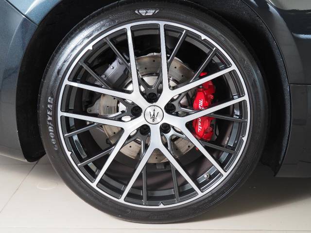 マセラティ グラントゥーリズモ トロフェオ 0.4万Km 2,239.9万円 2024年式[091]の中古車詳細(宮城県)
