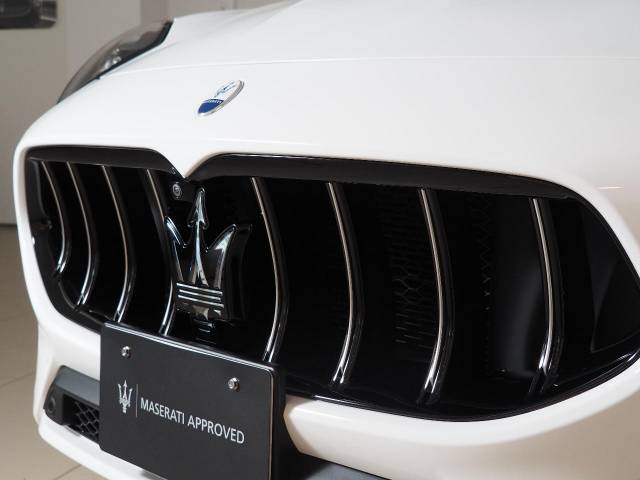 マセラティ グレカーレ ＧＴ 0.3万Km 819.9万円(宮城県)[813]の中古車詳細