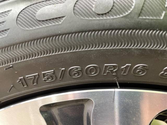 スズキ クロスビー ハイブリッドＭＺ 1.1万Km 200.9万円(沖縄県)[397]の中古車詳細