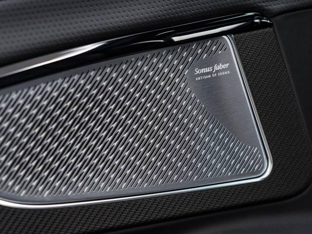 マセラティ グラントゥーリズモ トロフェオ 0.2万Km 2,419.4万円(愛知県)[127]の中古車詳細