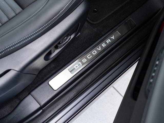 ランドローバー ディスカバリースポーツ ダイナミック ＨＳＥ Ｐ３００ｅ 850Km 769.9万円(愛知県)[218]の中古車詳細