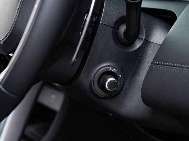 ランドローバー ディスカバリースポーツ ダイナミック ＨＳＥ Ｐ３００ｅ 850Km 769.9万円(愛知県)[218]の中古車詳細