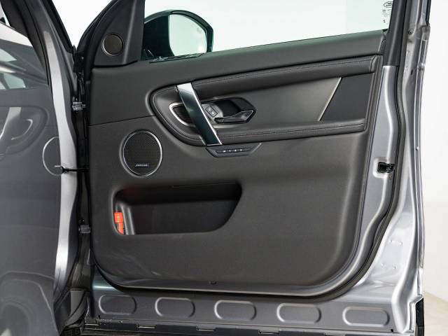 ランドローバー ディスカバリースポーツ ダイナミック ＨＳＥ Ｐ３００ｅ 850Km 769.9万円(愛知県)[218]の中古車詳細