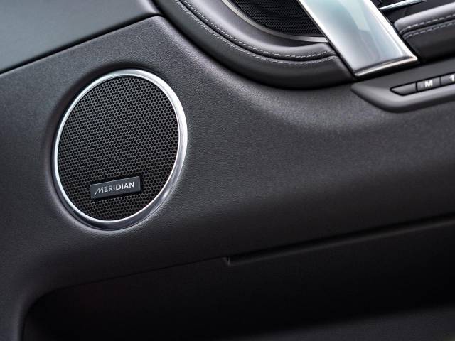 ランドローバー ディスカバリースポーツ ダイナミック ＨＳＥ Ｐ３００ｅ 850Km 769.9万円(愛知県)[218]の中古車詳細