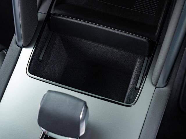 ランドローバー ディスカバリースポーツ ダイナミック ＨＳＥ Ｐ３００ｅ 850Km 769.9万円(愛知県)[218]の中古車詳細