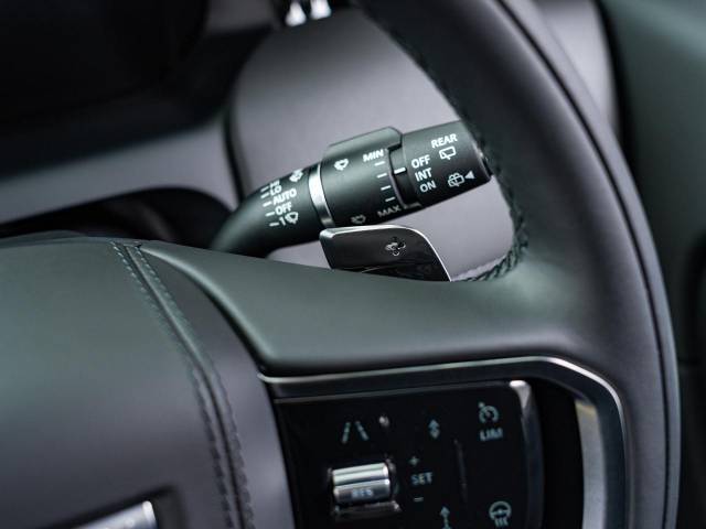 ランドローバー ディスカバリースポーツ ダイナミック ＨＳＥ Ｐ３００ｅ 850Km 769.9万円(愛知県)[218]の中古車詳細