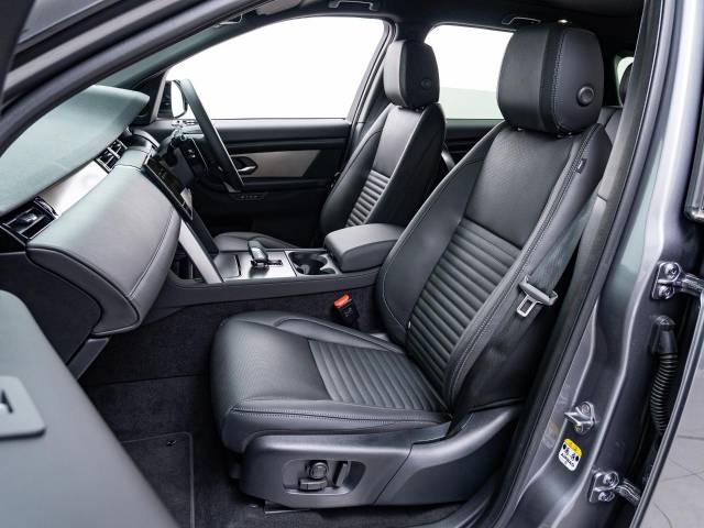 ランドローバー ディスカバリースポーツ ダイナミック ＨＳＥ Ｐ３００ｅ 850Km 769.9万円(愛知県)[218]の中古車詳細