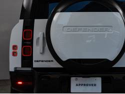 ディフェンダー １３０Ｘ－ダイナミックＨＳＥ Ｄ３００ エアサスペンション装着車の中古車画像