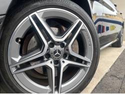 Ｃクラスステーションワゴン Ｃ２２０ｄ ステーションワゴン アバンギャルドＡＭＧラインの中古車画像