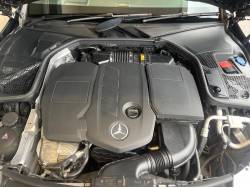 Ｃクラスステーションワゴン Ｃ２２０ｄ ステーションワゴン アバンギャルドＡＭＧラインの中古車画像