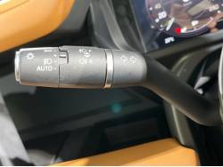 ディフェンダー １１０Ｘ Ｄ３００ エアサスペンション装着車の中古車画像