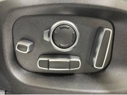 Ｅペイス Ｒ‐ダイナミック ＨＳＥ ２５０ＰＳの中古車画像