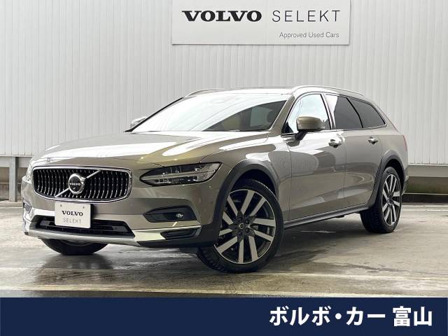 ボルボ V90 クロスカントリー B6 AWD プロ エアサスペンション 