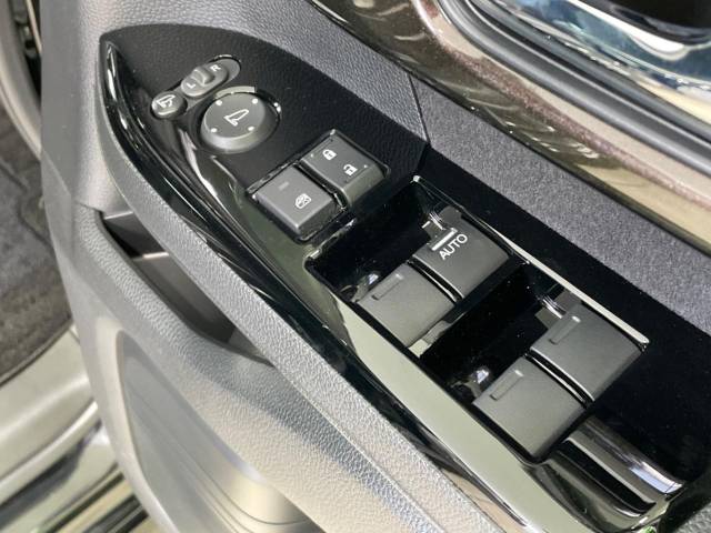 ホンダ Ｎ－ＢＯＸカスタム Ｇ・Ｌホンダセンシング 6.5万Km 115.9万円(愛媛県)[463]の中古車詳細