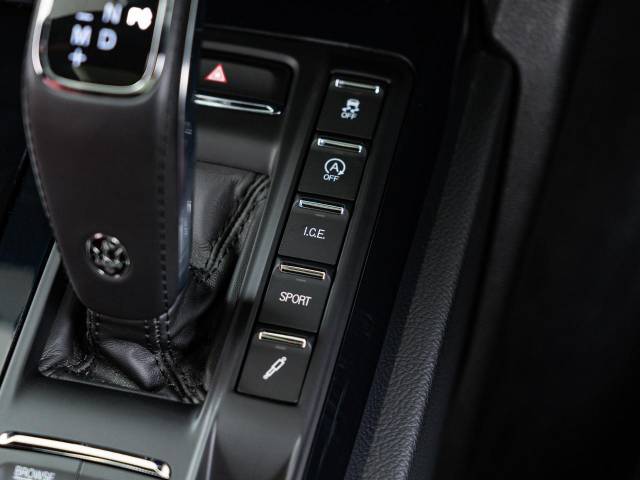 マセラティ ギブリ モデナ 0.5万Km 1,249.9万円(愛知県)[176]の中古車詳細