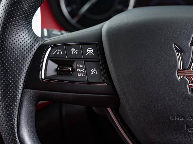 マセラティ ギブリ モデナ 0.5万Km 1,249.9万円(愛知県)[176]の中古車詳細