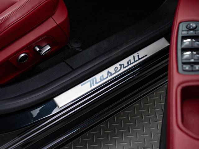 マセラティ ギブリ モデナ 0.5万Km 1,249.9万円(愛知県)[176]の中古車詳細