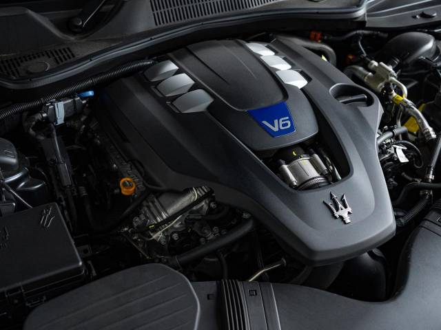 マセラティ ギブリ モデナ 0.5万Km 1,249.9万円(愛知県)[176]の中古車詳細