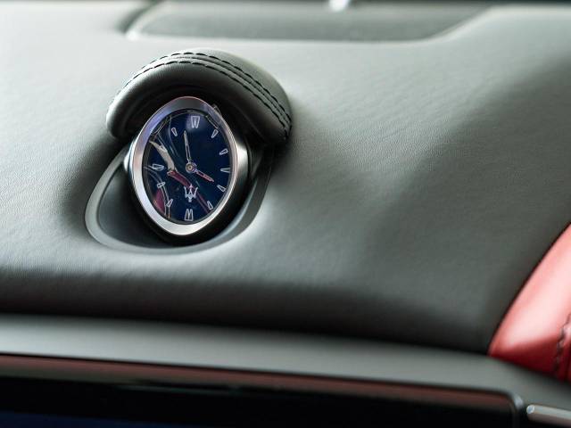 マセラティ ギブリ モデナ 0.5万Km 1,249.9万円(愛知県)[176]の中古車詳細