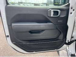 ジープ・ラングラーアンリミテッド アルティテュードの中古車画像