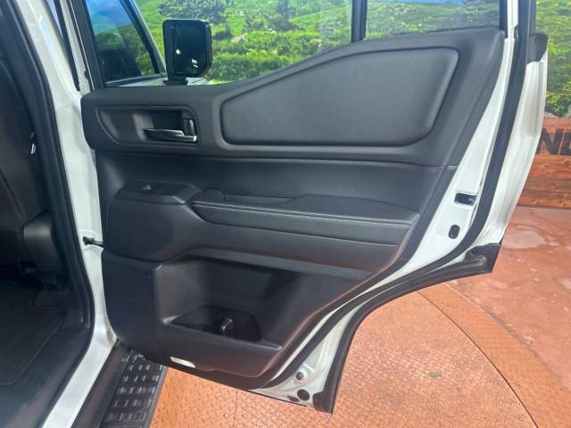 トヨタ ランドクルーザー２５０ ＶＸ 0.3万Km 699.9万円(大阪府)[587]の中古車詳細