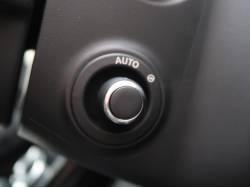 レンジローバーイヴォーク Ｒ－ダイナミック ＳＥ Ｄ２００の中古車画像