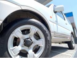 ジムニー【特別・限定】ランドベンチャー（スズキ）[4AT]のカタログ