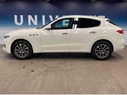 レヴァンテ ベースグレードの中古車画像