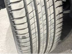 Ｖ９０ クロスカントリー Ｔ５ ＡＷＤ サマムの中古車画像